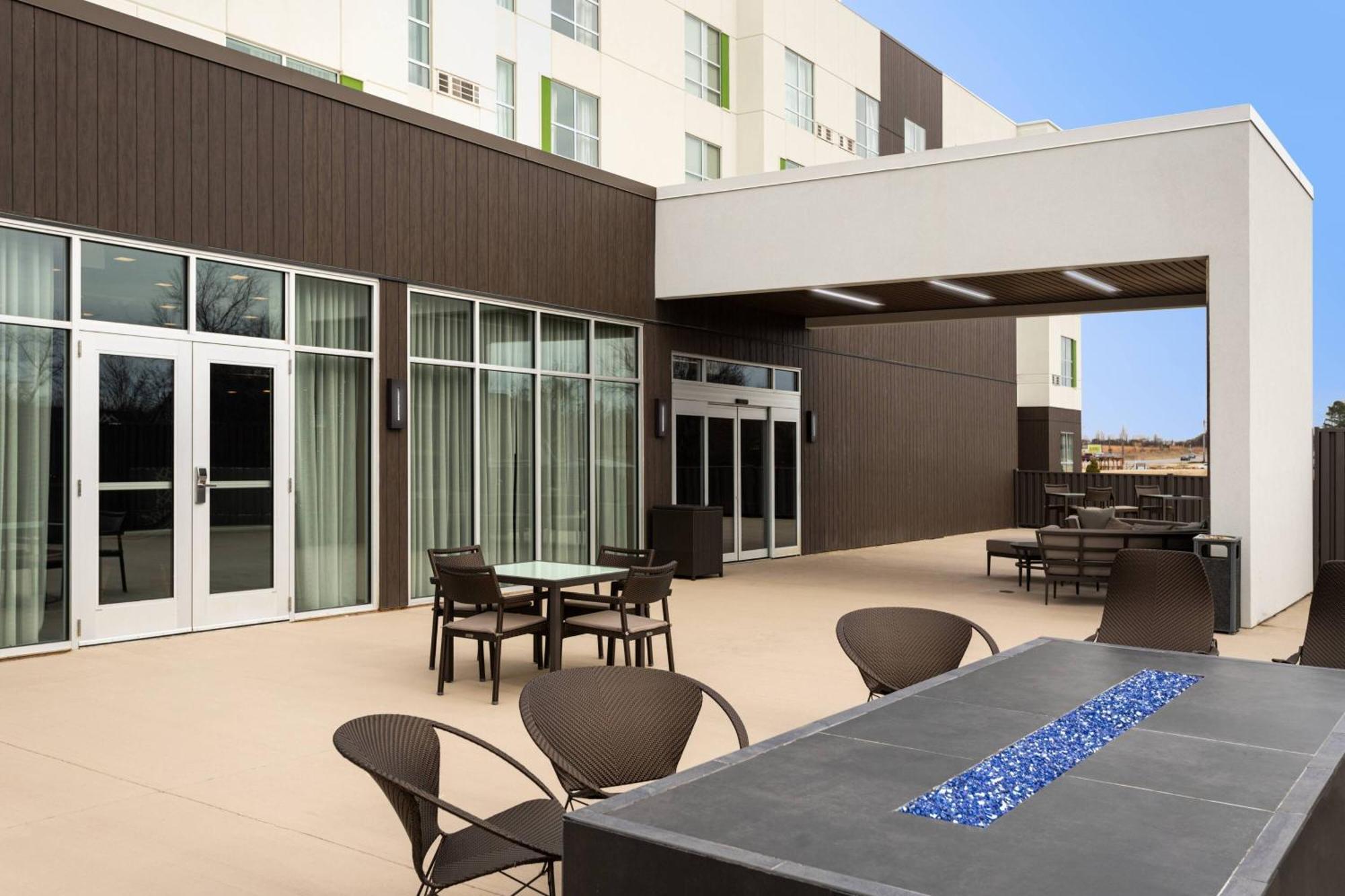 Courtyard By Marriott Jonesboro Hotel Exterior foto